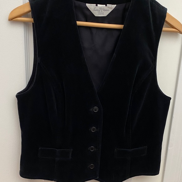 Vintage Canadian Velvet Vest, Surrey Classics, 1980s Black - Picture 4 of 11